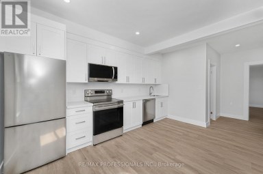 #2 - 388 WILSON STREET Hamilton (Landsdale) Ontario photo 5