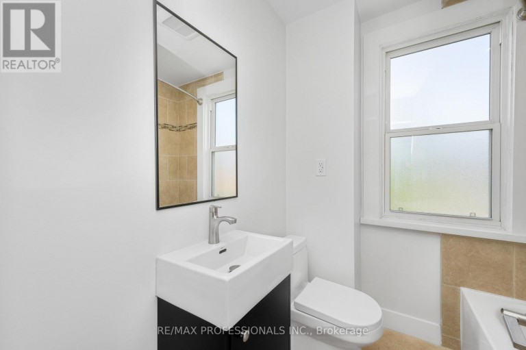 #2 - 388 WILSON STREET, Hamilton (Landsdale), Ontario, L8L1S9