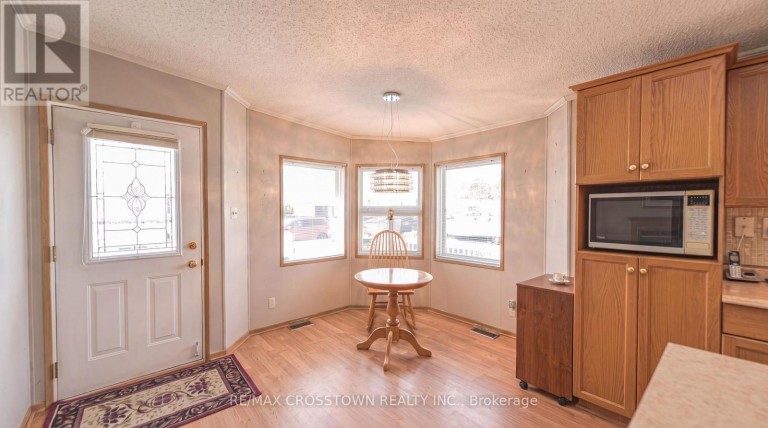 4101 WESLEY STREET, Severn, Ontario, L3V0V4