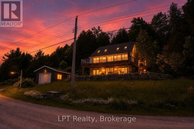 101 NORTH SHORE ROAD Northern Bruce Peninsula Ontario photo 2