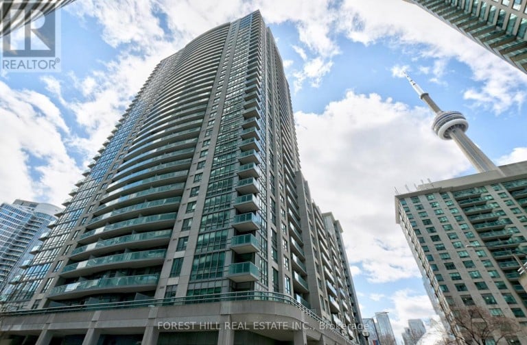 306 - 19 GRAND TRUNK CRESCENT, Toronto (Waterfront Communities), Ontario, M5J3A3