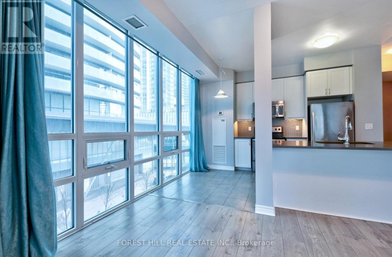 306 - 19 GRAND TRUNK CRESCENT, Toronto (Waterfront Communities), Ontario, M5J3A3