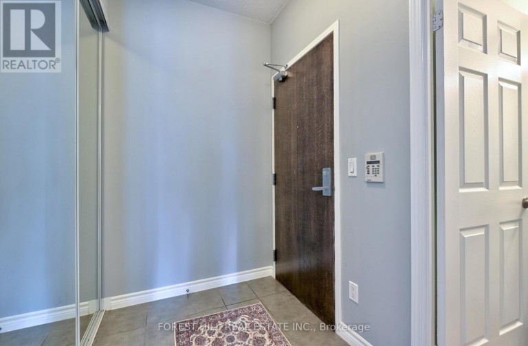 306 - 19 GRAND TRUNK CRESCENT, Toronto (Waterfront Communities), Ontario, M5J3A3