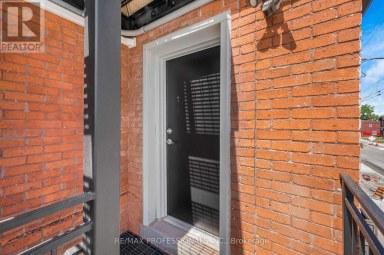 #3 - 388 WILSON STREET Hamilton (Landsdale) Ontario photo 1