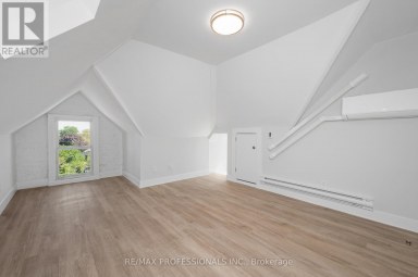 #3 - 388 WILSON STREET Hamilton (Landsdale) Ontario photo 8