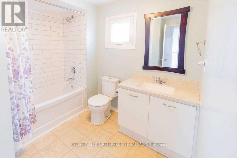 44 KEYS DRIVE, Ajax (Central), Ontario, L1T3P7