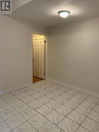 MAIN - 563 OSSINGTON AVENUE, Toronto (Palmerston-Little Italy), Ontario, M6G3T4