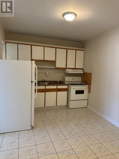 MAIN - 563 OSSINGTON AVENUE, Toronto (Palmerston-Little Italy), Ontario, M6G3T4