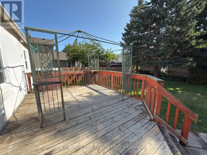 5082 SAINT LAWRENCE AVENUE, Niagara Falls (Downtown), Ontario, L2E3Y8