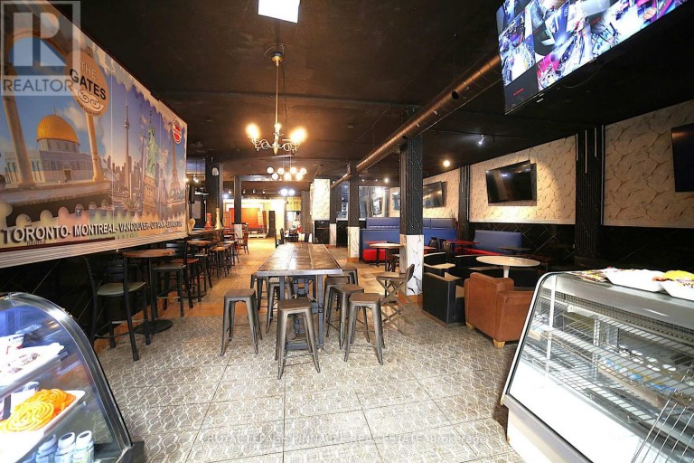 240 PARLIAMENT STREET, Toronto (Moss Park), Ontario, M5A3A4