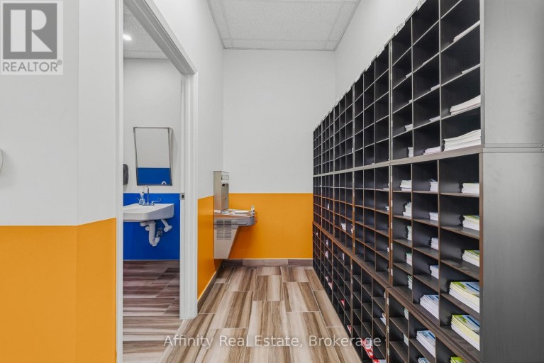 A5 - 320 EASTVIEW ROAD, Guelph (Grange Road), Ontario, N1E0L2