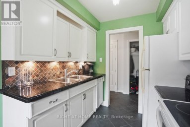 68 TALAVERA CRESCENT London East (East I) Ontario photo 10