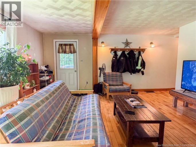 28 Main Street, Doaktown, New Brunswick, E9C1A2