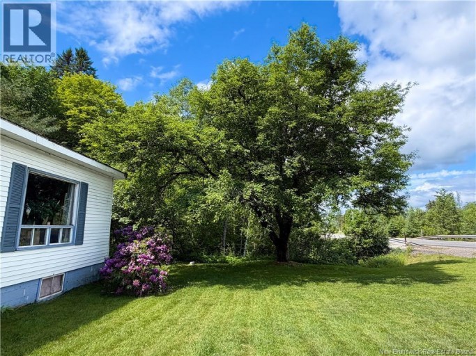 28 Main Street, Doaktown, New Brunswick, E9C1A2