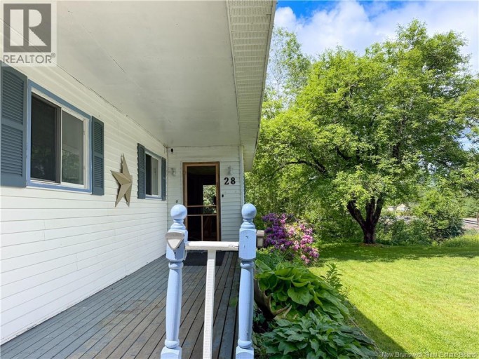28 Main Street, Doaktown, New Brunswick, E9C1A2