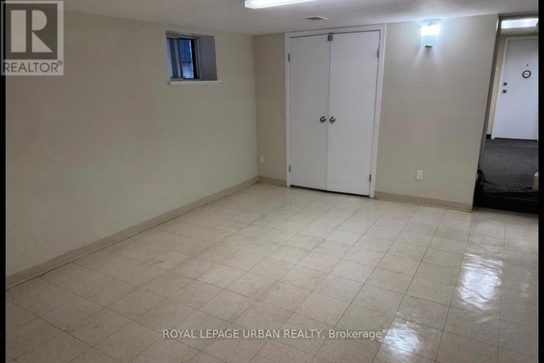 1B - 985 COXWELL AVENUE, Toronto (East York), Ontario, M4C3G4