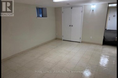 1B - 985 COXWELL AVENUE Toronto (East York) Ontario photo 4