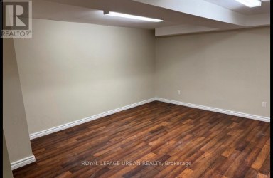 1B - 985 COXWELL AVENUE Toronto (East York) Ontario photo 5