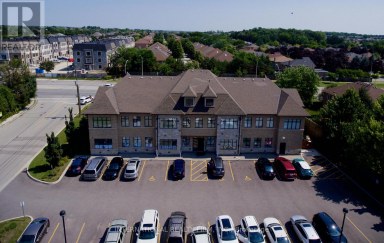 301 - 9160 BAYVIEW AVENUE Richmond Hill (Langstaff) Ontario photo 2