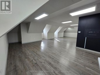 301 - 9160 BAYVIEW AVENUE Richmond Hill (Langstaff) Ontario photo 8