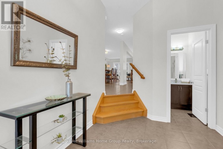 212 GOODWIN DRIVE, Guelph (Pineridge/Westminster Woods), Ontario, N1L0C8
