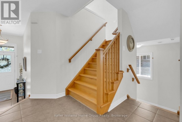 212 GOODWIN DRIVE, Guelph (Pineridge/Westminster Woods), Ontario, N1L0C8