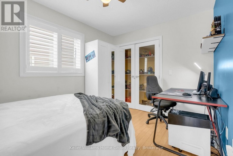 212 GOODWIN DRIVE, Guelph (Pineridge/Westminster Woods), Ontario, N1L0C8