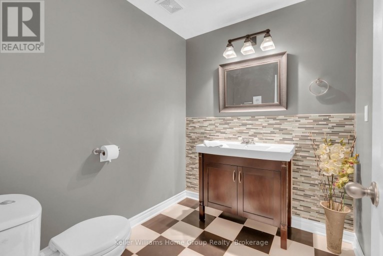 212 GOODWIN DRIVE, Guelph (Pineridge/Westminster Woods), Ontario, N1L0C8