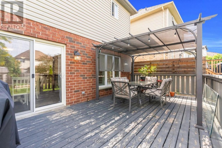 212 GOODWIN DRIVE, Guelph (Pineridge/Westminster Woods), Ontario, N1L0C8