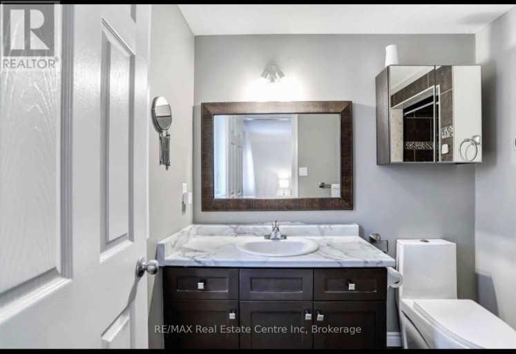 88 MUSSEN STREET, Guelph (Victoria North), Ontario, N1E0K2