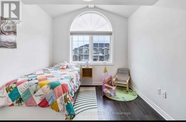 88 MUSSEN STREET Guelph (Victoria North) Ontario photo 14