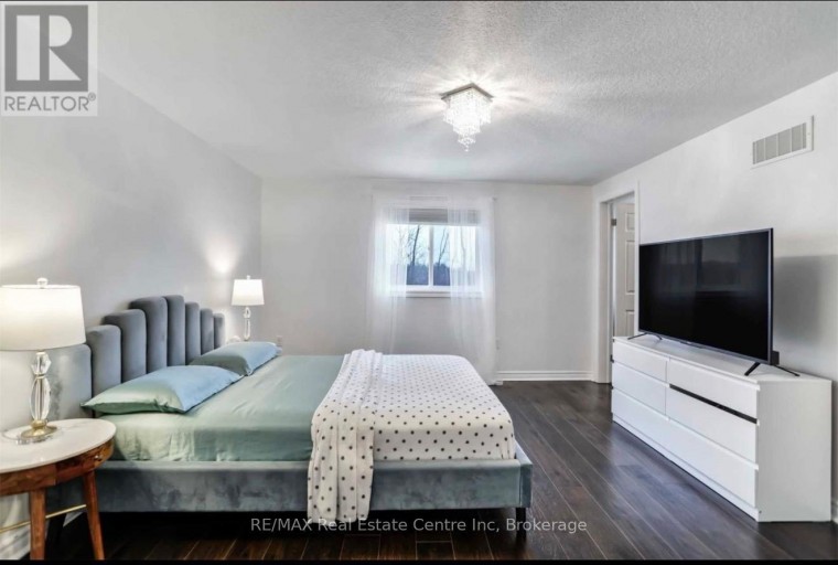 88 MUSSEN STREET, Guelph (Victoria North), Ontario, N1E0K2