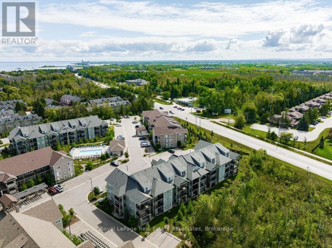 302 - 4 ANCHORAGE CRESCENT, Collingwood, Ontario, L9Y0Y6