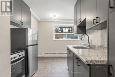 1 - 2550 KEELE STREET Toronto (Maple Leaf) Ontario photo 3