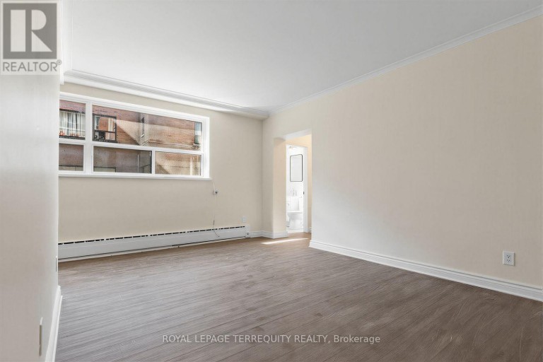 1 - 2550 KEELE STREET, Toronto (Maple Leaf), Ontario, M6L2N8