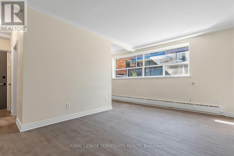 1 - 2550 KEELE STREET, Toronto (Maple Leaf), Ontario, M6L2N8