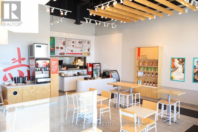 1A - 18040 YONGE STREET, Newmarket (Woodland Hill), Ontario, L3Y8S4
