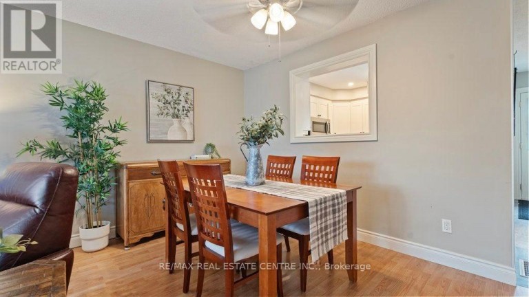 29 - 15 GREEN VALLEY DRIVE, Kitchener, Ontario, N2P1K7
