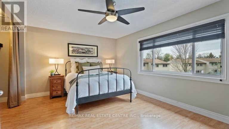29 - 15 GREEN VALLEY DRIVE, Kitchener, Ontario, N2P1K7