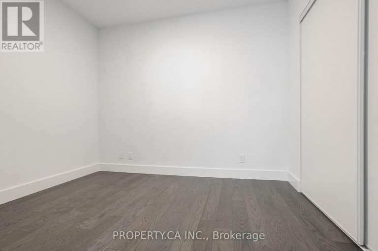 106 - 6 GREENBRIAR ROAD, Toronto (Bayview Village), Ontario, M2K0H6