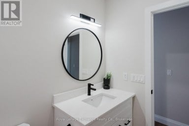 UNIT 42 - 1071 WATERLOO STREET N Saugeen Shores Ontario photo 16