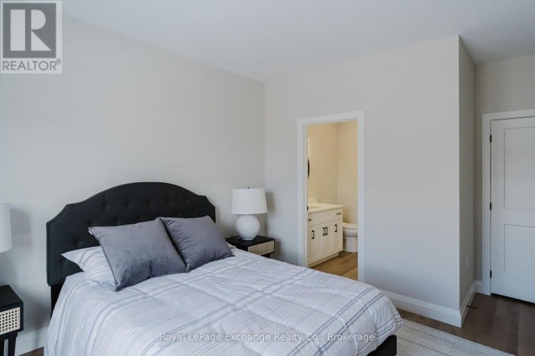 UNIT 42 - 1071 WATERLOO STREET N, Saugeen Shores, Ontario, N0H2C3
