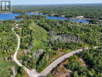 213 BIRCH ACRES DRIVE Georgian Bay (Baxter) Ontario photo 2