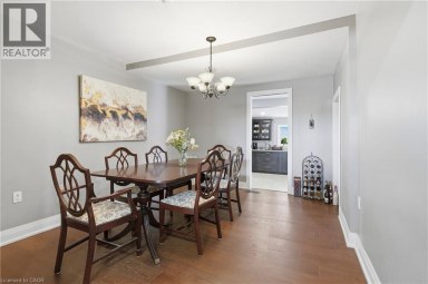 7186 GARNER Road Niagara Falls Ontario photo 9