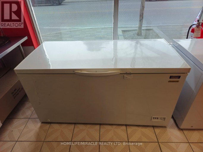 2 - 71 ROSS STREET, St. Thomas, Ontario, N5R3X6