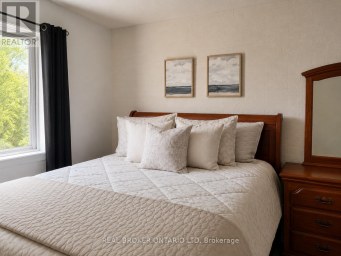 789 FIELDGATE CIRCLE London East (East I) Ontario photo 13