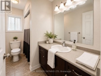 789 FIELDGATE CIRCLE London East (East I) Ontario photo 9