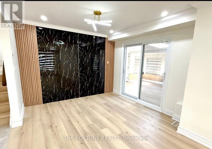7461 NETHERWOOD ROAD, Mississauga (Malton), Ontario, L4T2N7