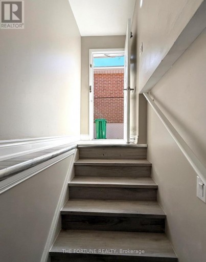 7461 NETHERWOOD ROAD, Mississauga (Malton), Ontario, L4T2N7