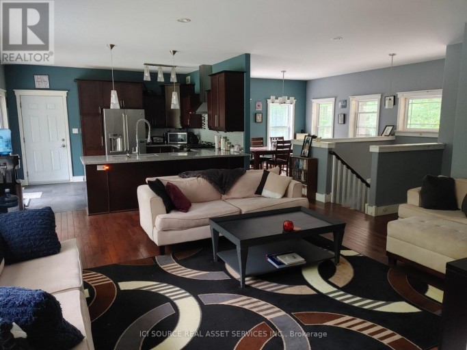 2932 PINECONE TRAIL, Severn, Ontario, L0K2B0